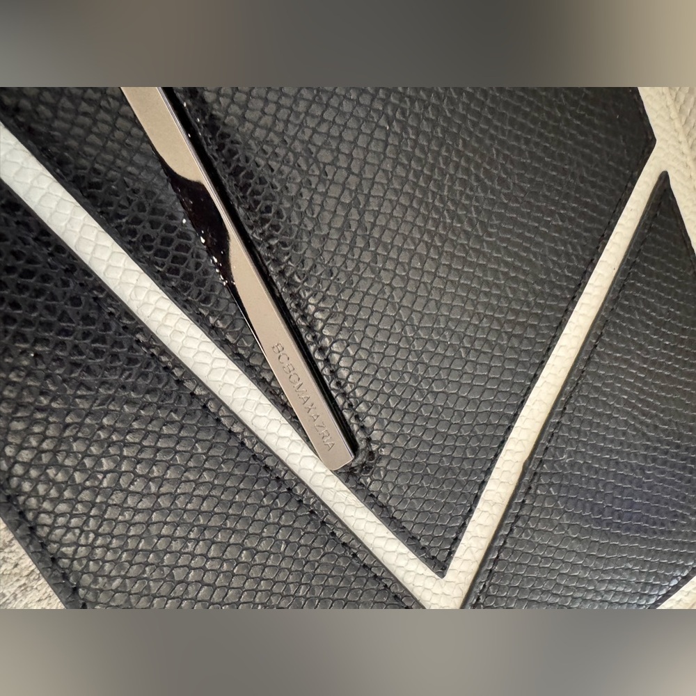 BCBGMaxAzria Geometric Black and White Clutch - Picture 2 of 4